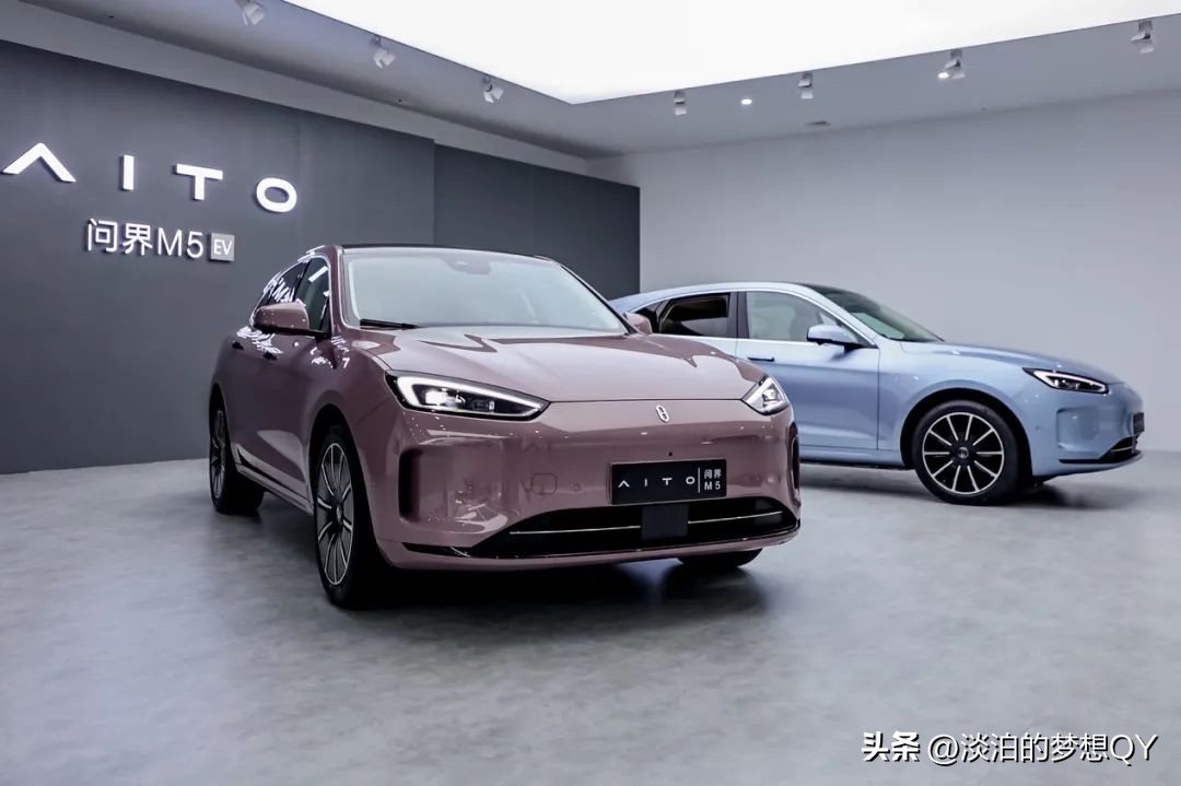 问界能否重回第一梯队？市场内卷加剧对华为的挑战与机遇。