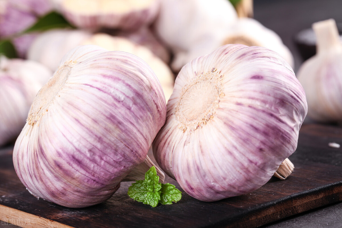 大蒜对身体的十大好处,大蒜有什么好处吃多了会怎么样