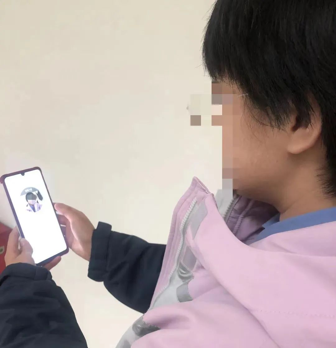 乘火车忘带身份证怎么检票,乘火车忘带身份证可办临时证件