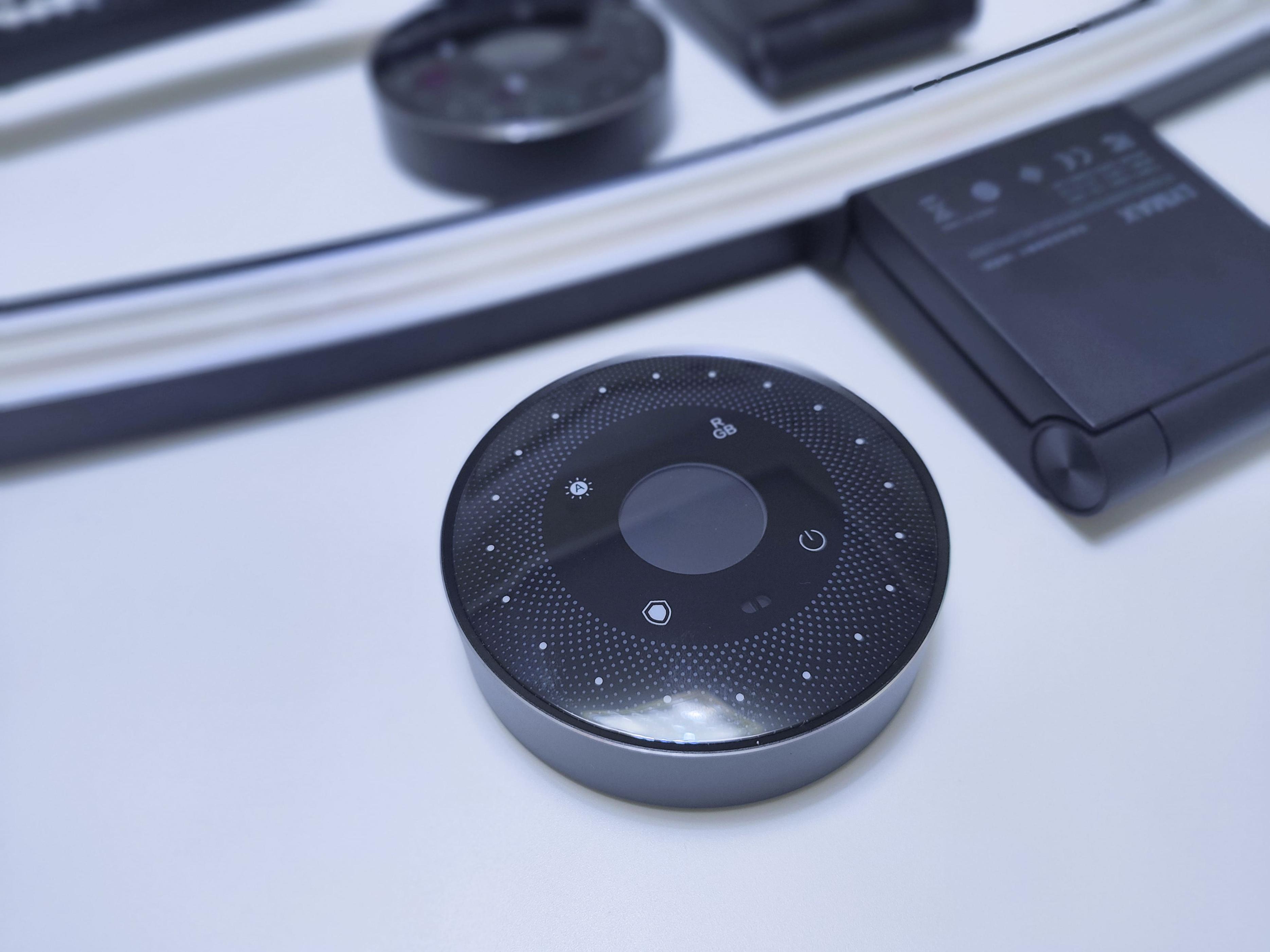 RGB拾音律动，防蓝光更护眼，LYMAX徕美视电脑屏幕挂灯值得拥有