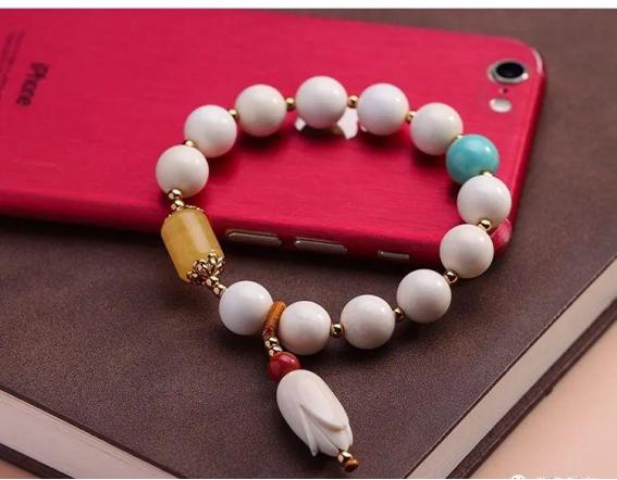 猛犸象牙开裂是不是证明是真的,猛犸开笑是正常现象么