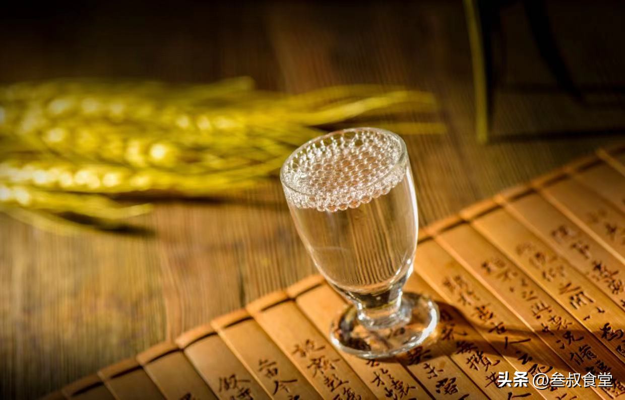 春节用酒一定要选择纯粮白酒,过节必备的酱香白酒纯粮白酒