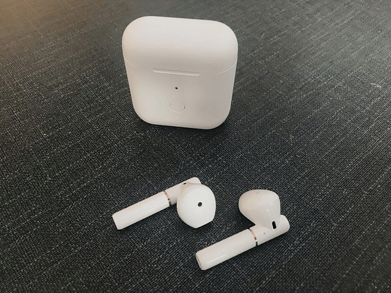 无线蓝牙耳机哪一款比较好用,无线蓝牙耳机推荐哪款比较好