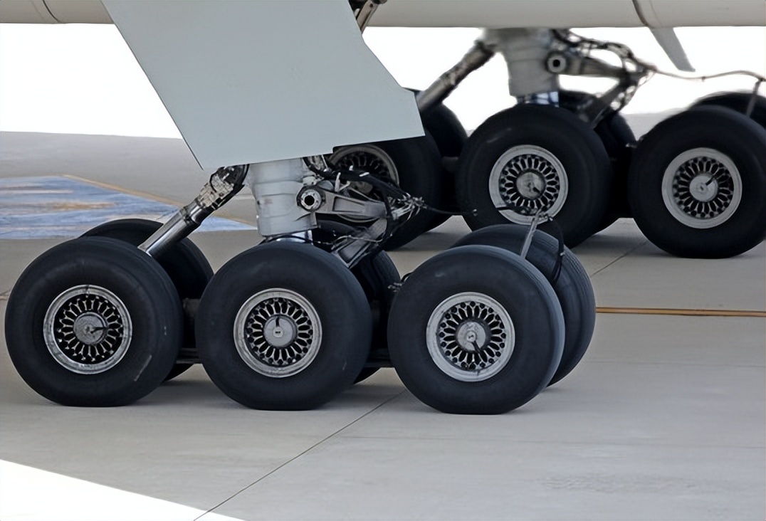 马航mh370失联后机长能不能落地,马航失联真相分析