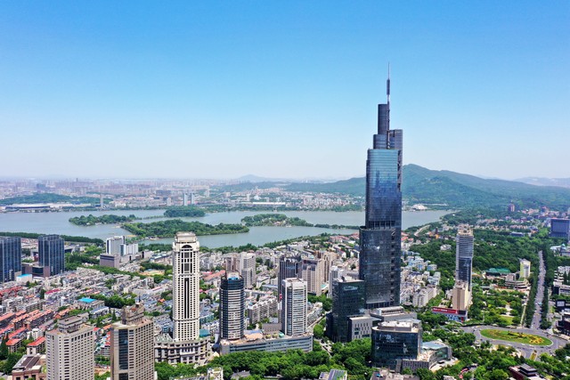 90后男生创业赚2套房,一年赚一套房子的创业