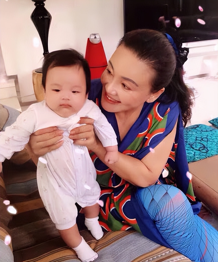 台湾省地震张兰一夜没合眼，称汪小菲在台湾买了抗十级地震的房子