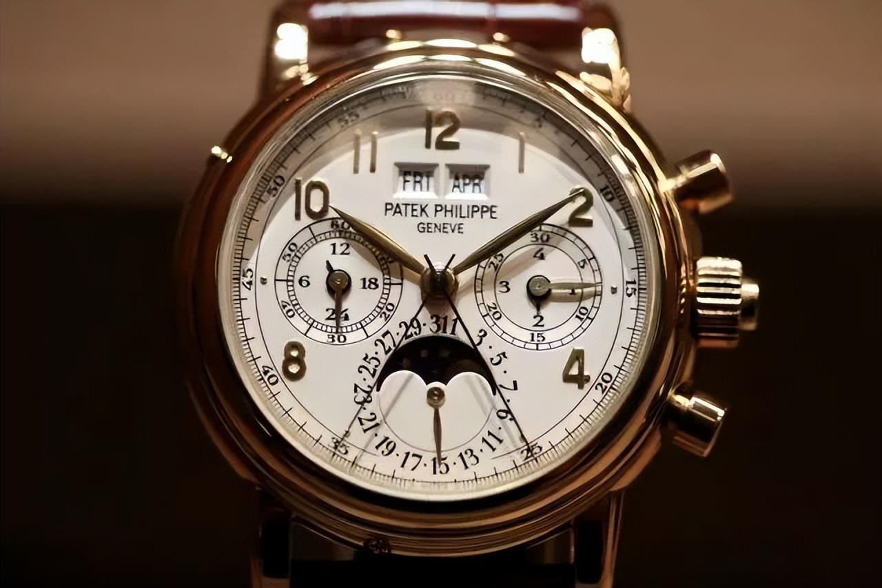 机械表发条断了修要多少钱,机械表自动发条为什么不会断