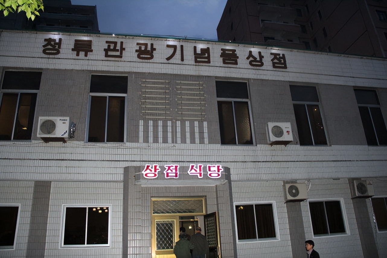 在朝鲜一日三餐是怎样的,在朝鲜空中吃饭的感受