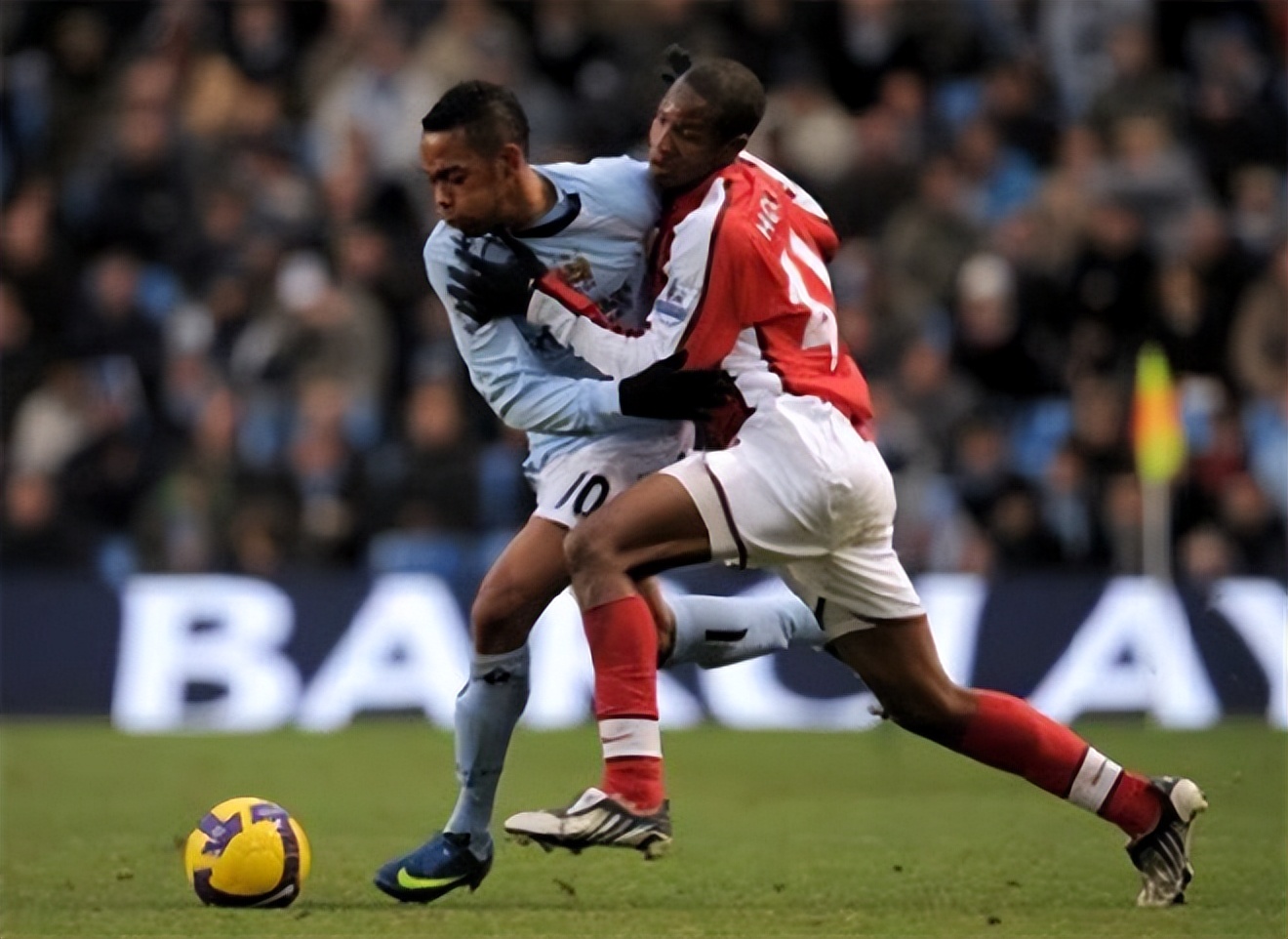 曼城遭遇皇马米兰德比,皇马与曼城发生冲突