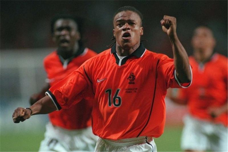 从米兰过客到国米累赘，还在尤文闹内讧，全能战士照样被性格耽误