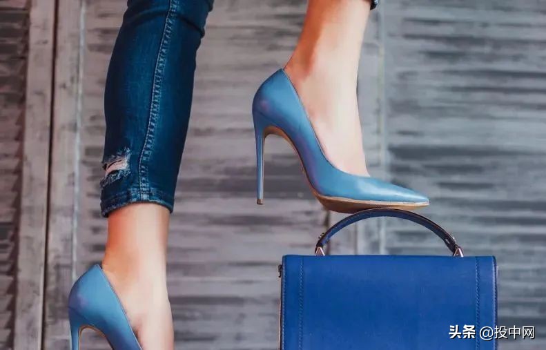 李宁收购clarks的鞋,什么牌子的李宁收购clarks