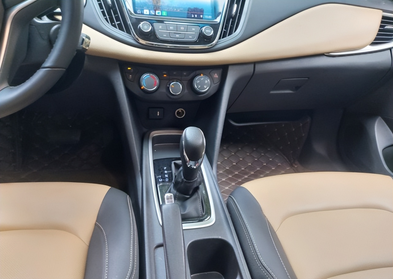 4缸科鲁泽用车真实感受,雪佛兰8万左右的车科鲁泽