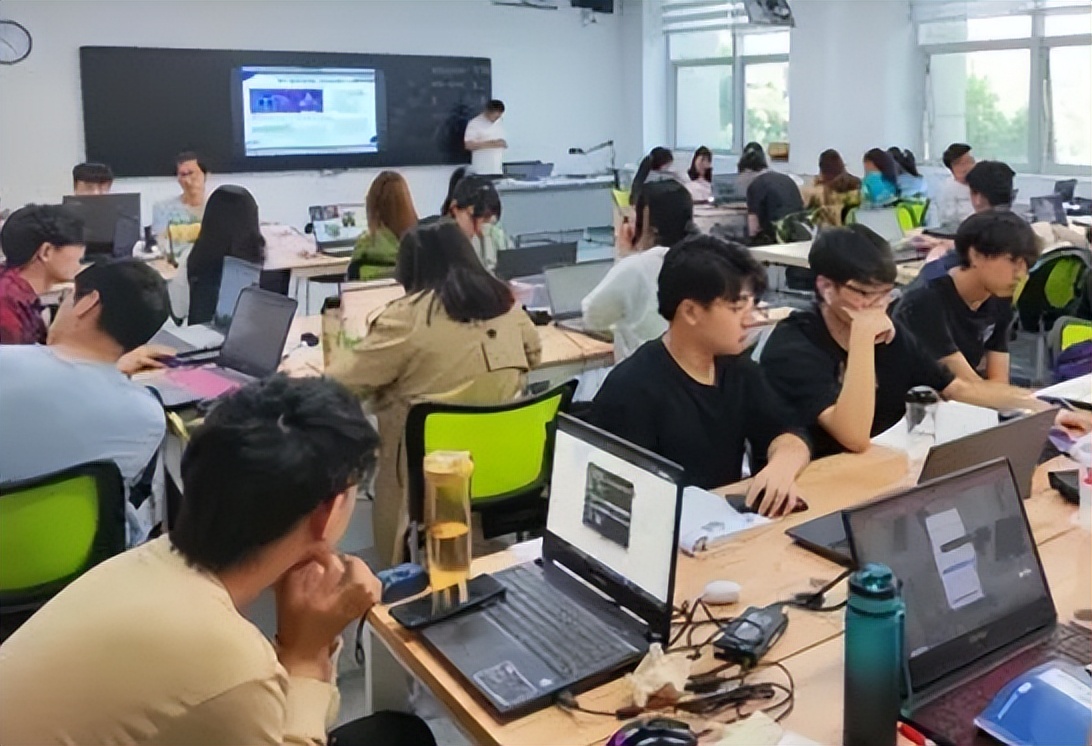 专科生学什么专业就业前景最好,专科生学什么专业就业前景比较好