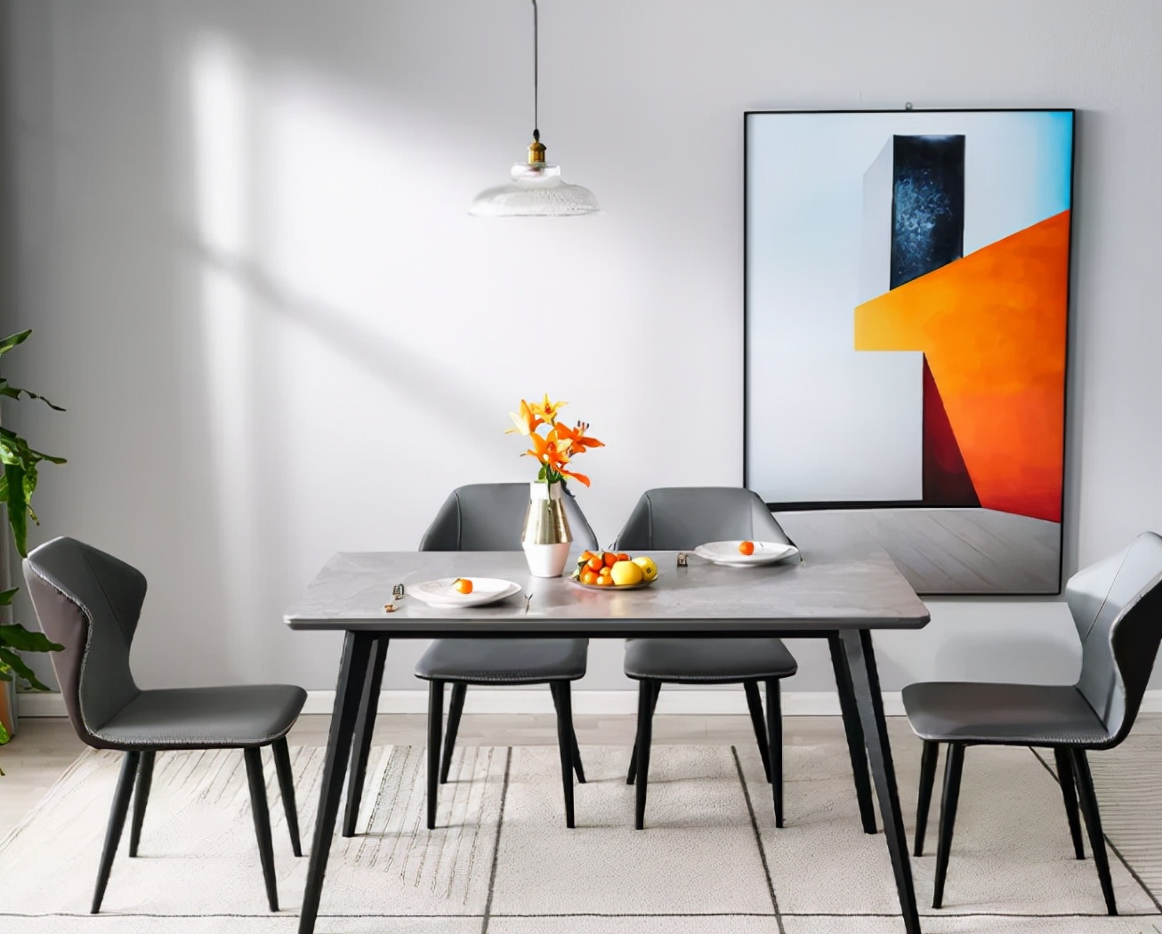 轻奢岩板餐桌椅佛山,流行的岩板餐桌椅