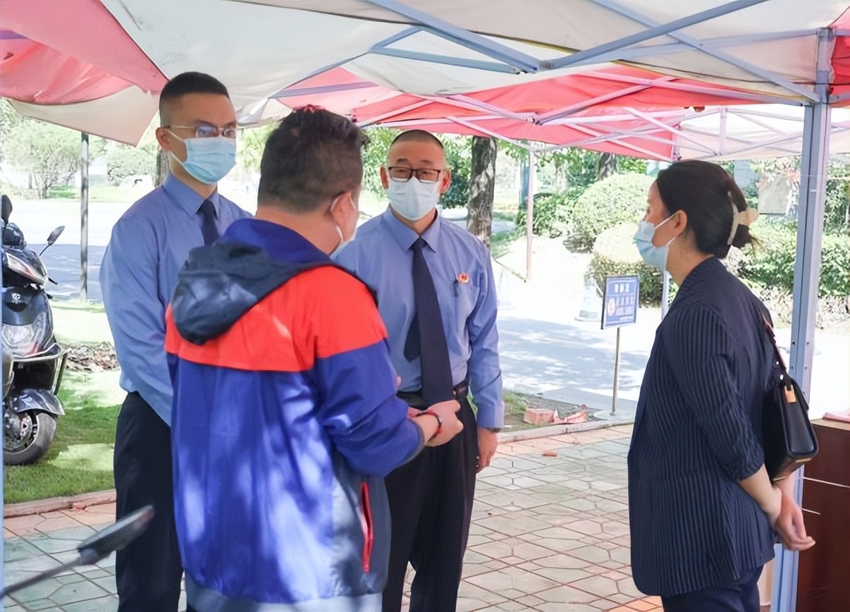 玩紫砂壶的利弊,适合老年人的紫砂壶