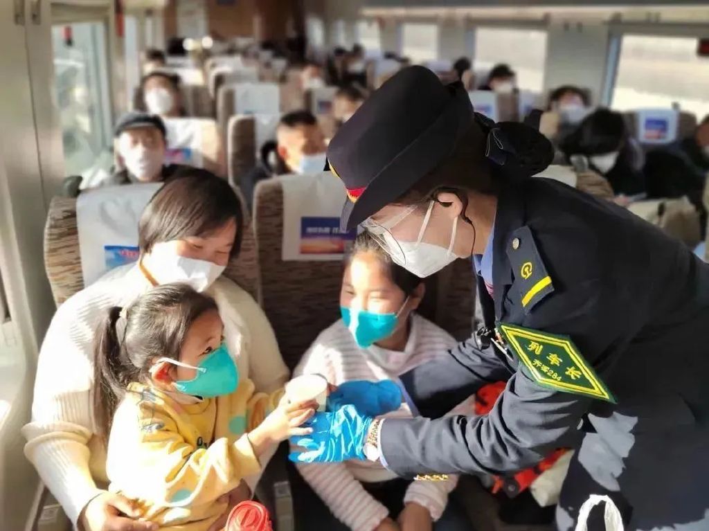 小长假旅游哪里实惠,小长假如何买到便宜机票