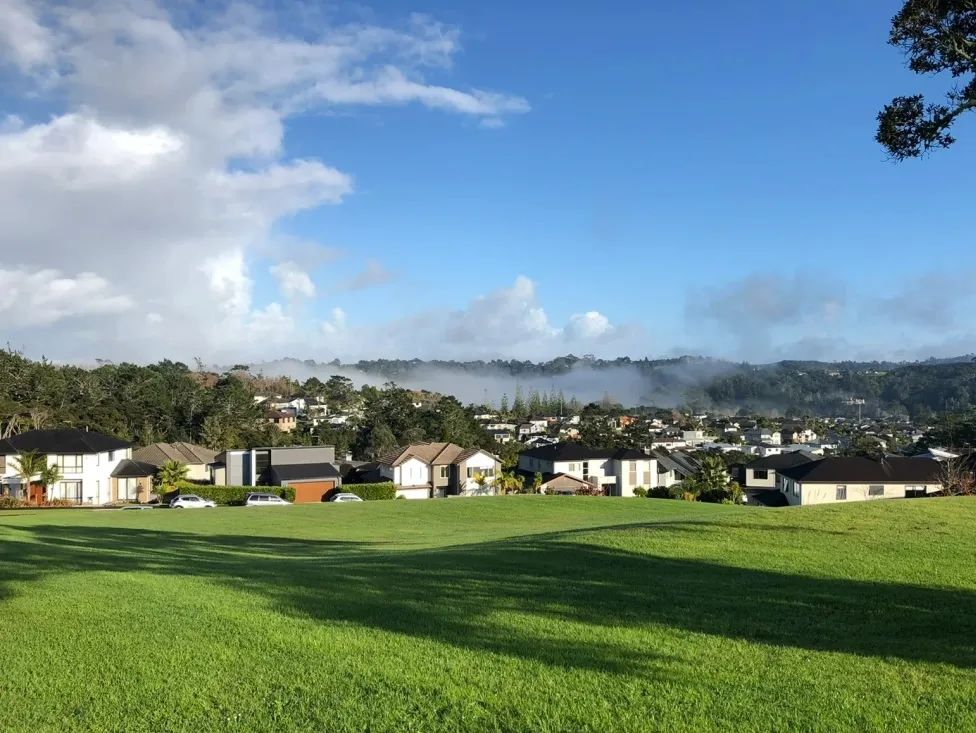 23岁Nyree在新西兰：异国兼职遇暖意，实现水果海鲜自由