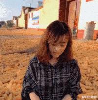 麻麻说了,谁要是娶了我,后面的苞米都是你的,哈哈哈