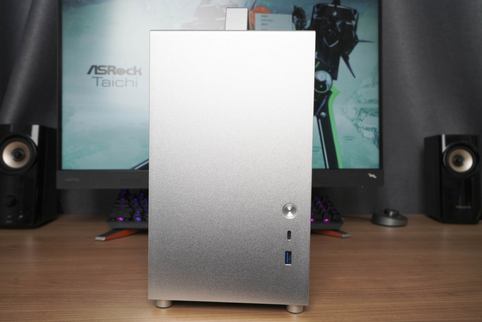 5700g后期可以加什么显卡,5700gvega相当于什么显卡