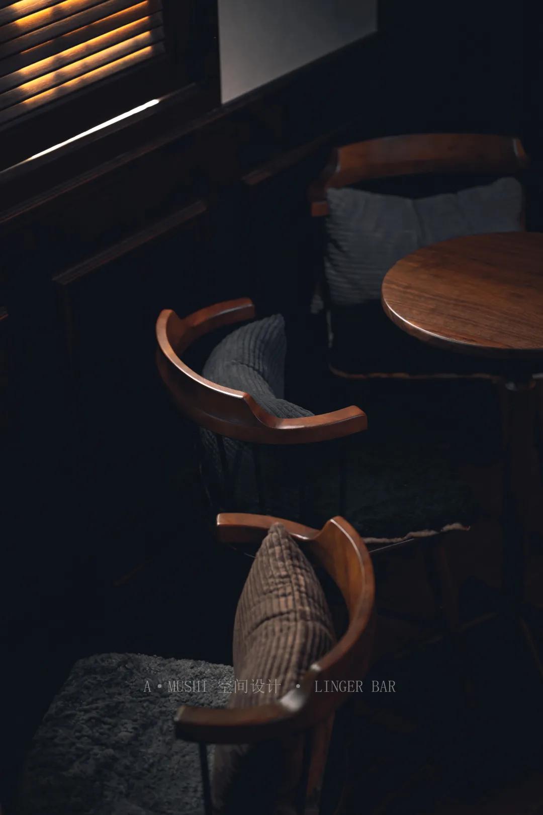LINGER酒吧|一沐石设计