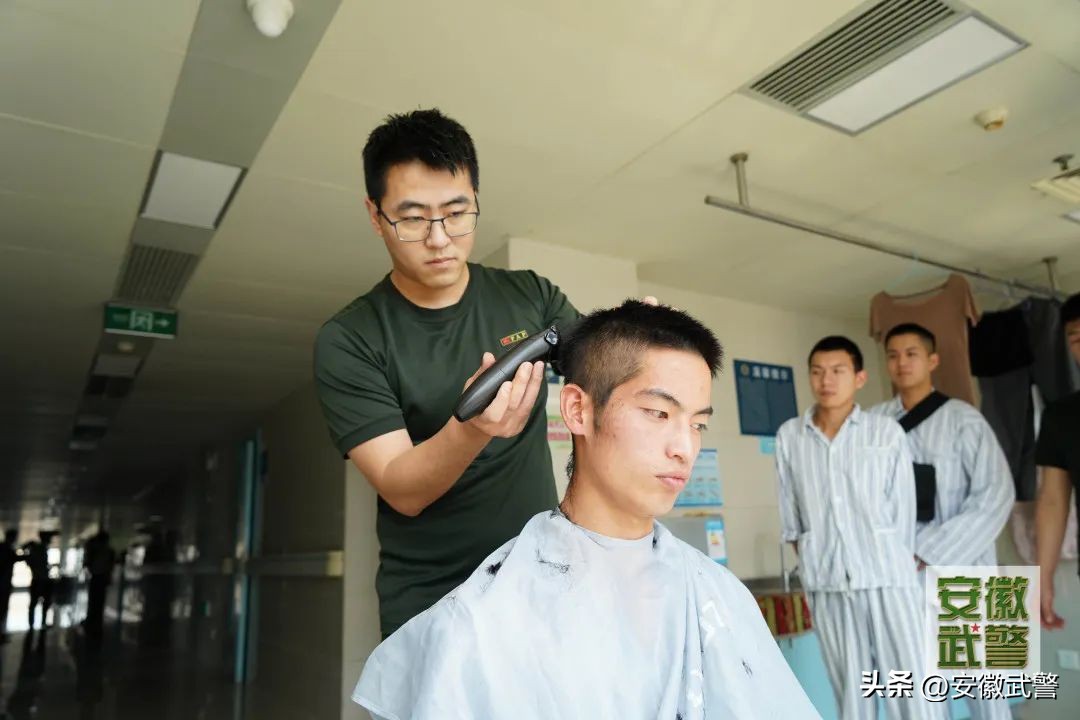 重磅官宣！*警武**安徽总队医院“为军服务中心”开诊啦