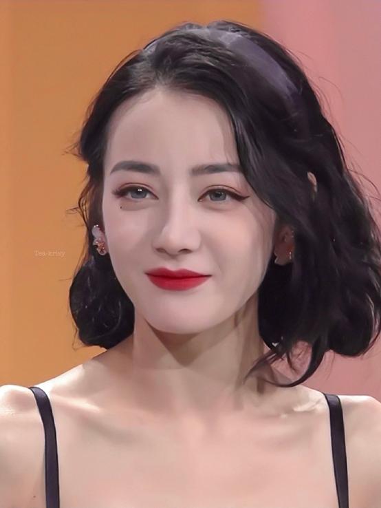 宋轶赵丽颖最新剧照,赵丽颖拍戏毛孔太抢镜