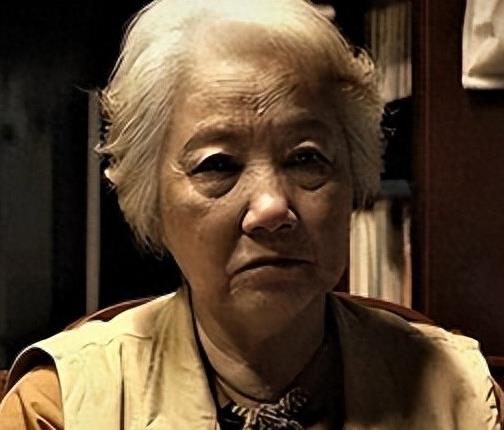 她在美国生活多少年,她在美国