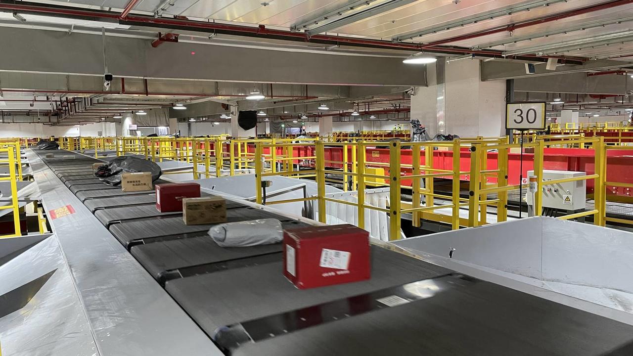 双十一快递分拣记者体验,快递分拣双十一节奏