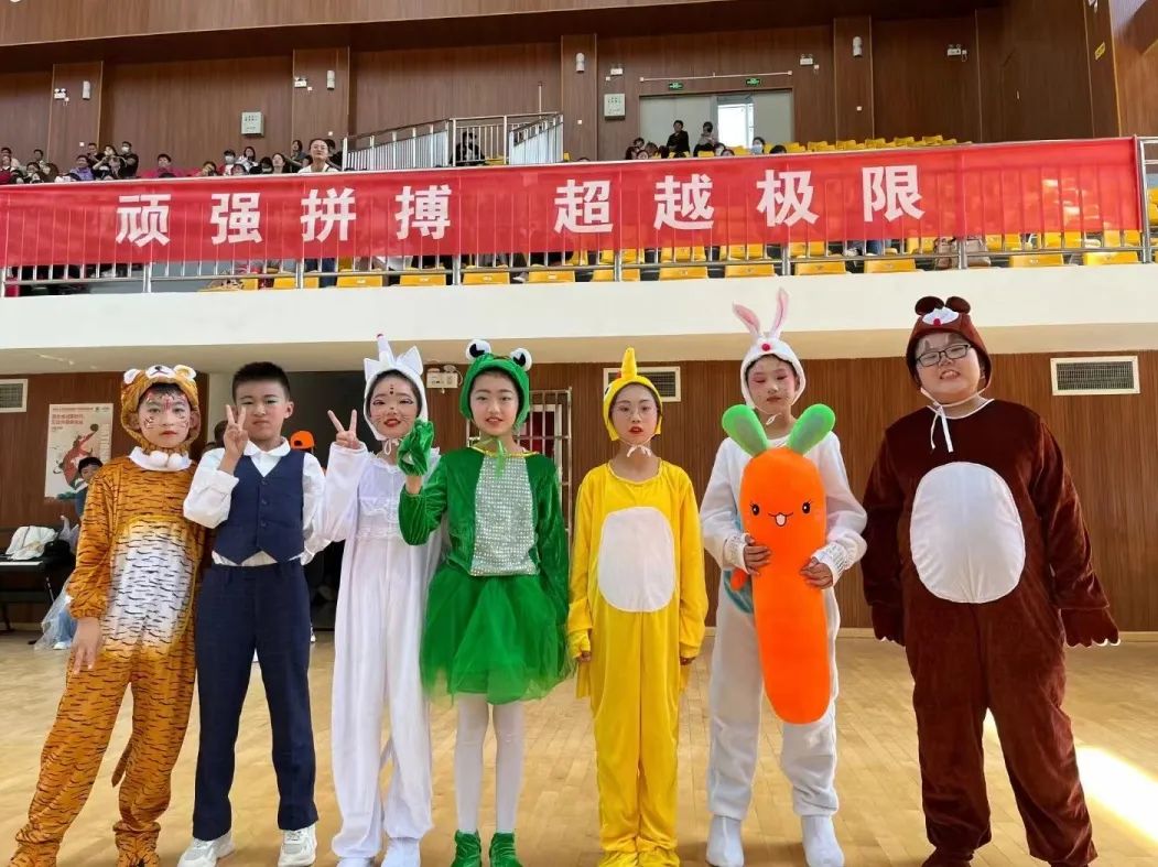 创建国家义务教育优质均衡发展县|走,到黄龙县第二小学看一看!