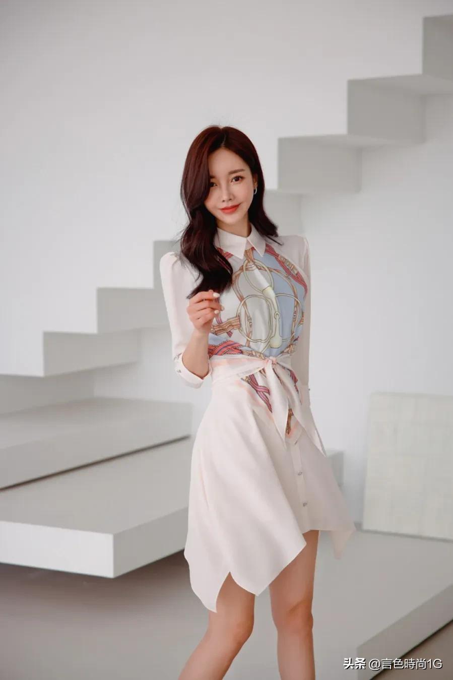 孙允珠真丝露肩吊带连衣裙2019,孙允珠白色v领仿纱长袖包臀裙