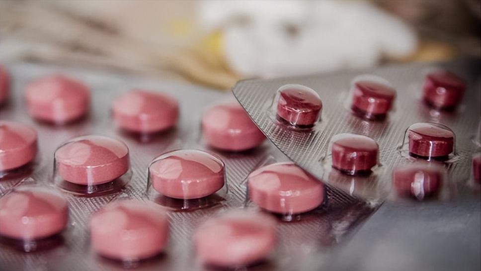 避孕药能诱发乳腺癌吗,吃避孕药有患乳腺癌的风险吗