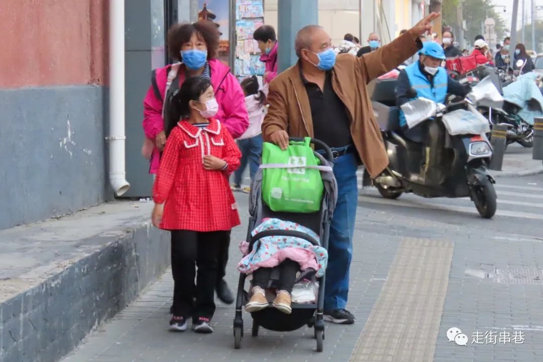 爷孙隔代亲的经典歌曲,爷孙隔代亲