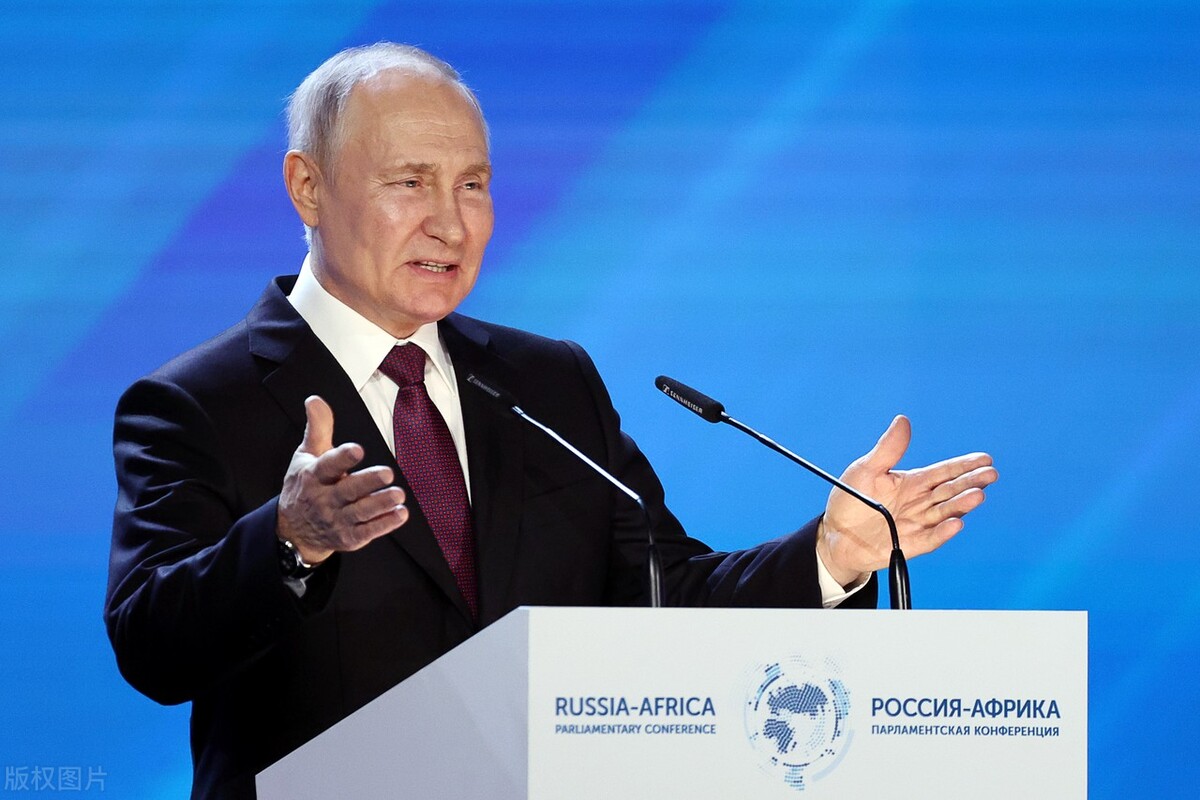 6000吨黄金送往中国，瑞士不敢继续赖账，美元的地位还在持续下降