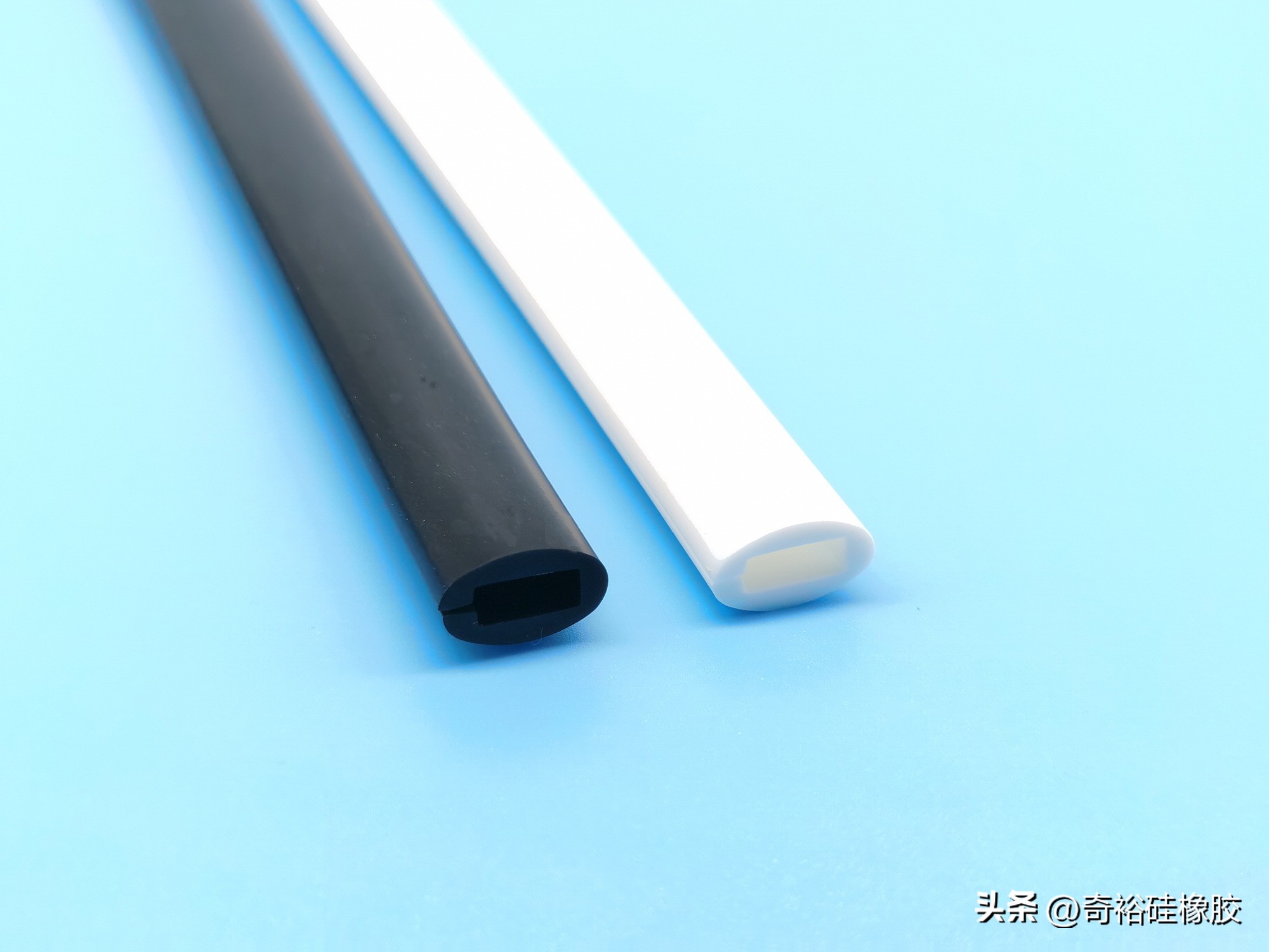 橡胶放久了很粘稠怎么办,橡胶制品时间久了黏黏的