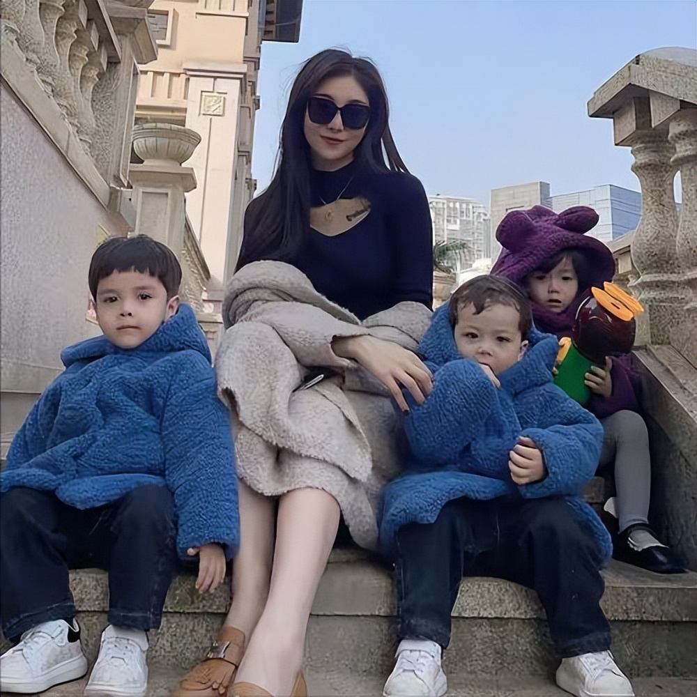 买精生混血三胞胎，每月花百万养娃，李雪珂的口碑为何不如叶海洋