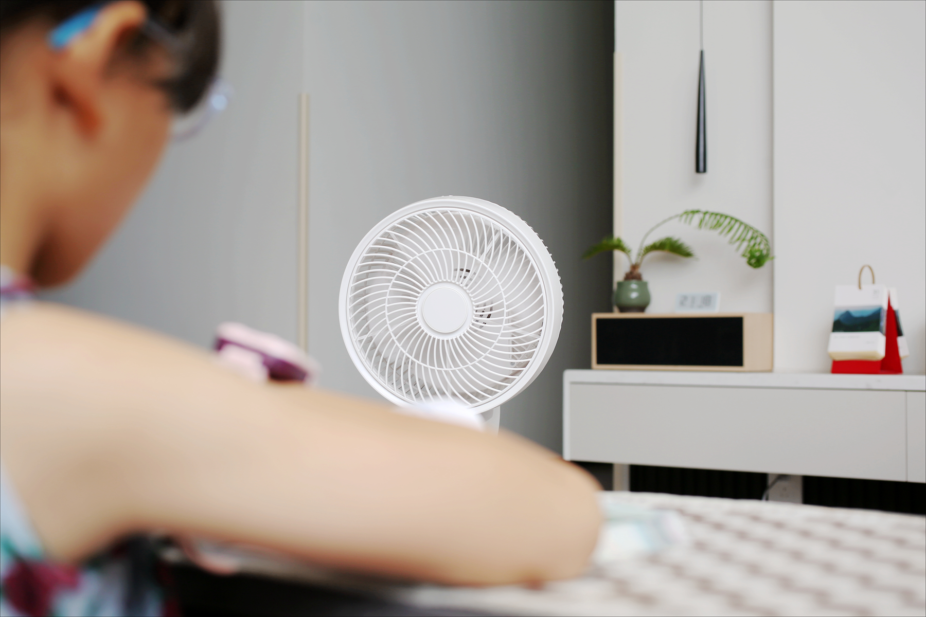 有了它，一秒变身“温度调节大师”，告别空调“头冷脚热”烦恼！