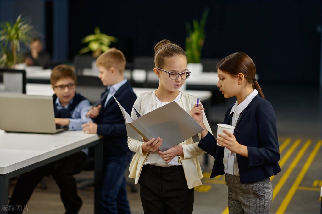 儿童的跳蚤市场,跳蚤市场小孩子