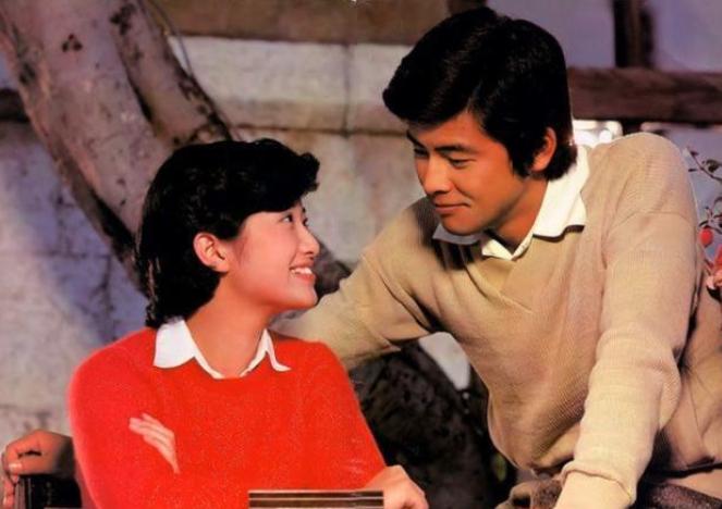 日本70年代女性山口百惠,山口百惠多少岁母亲去世的