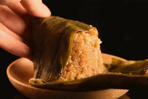 端午节要吃特殊的食物粽子英文,端午节的粽子有什么口味