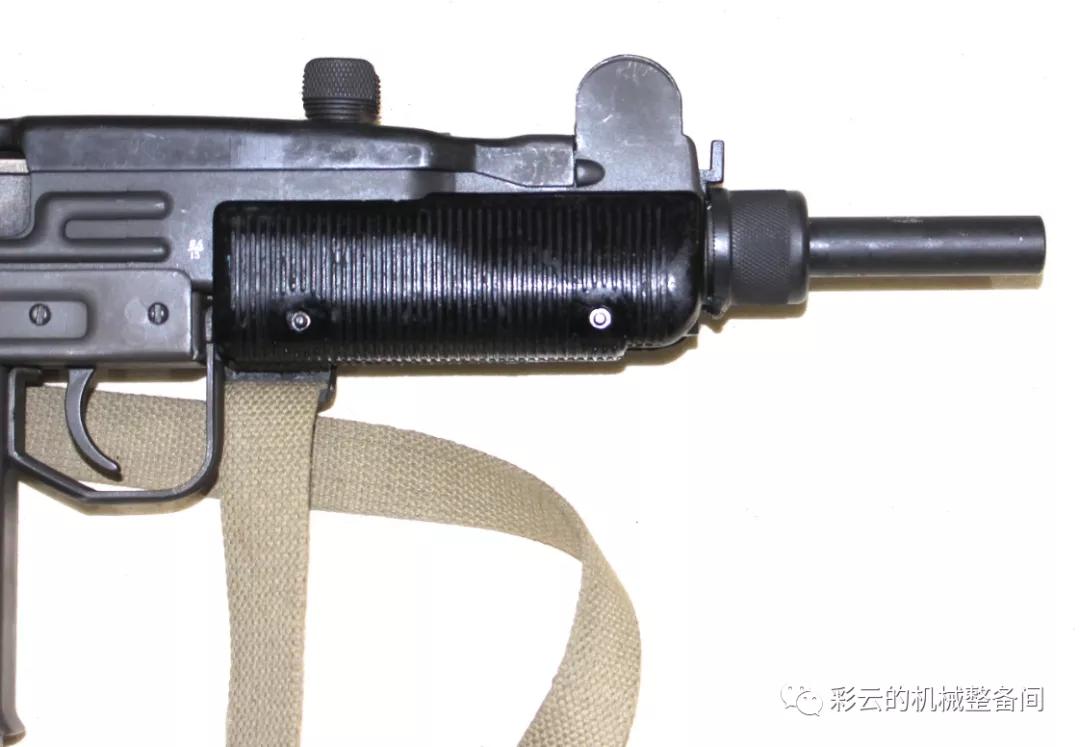 t型冲锋枪,很短的ak式冲锋枪