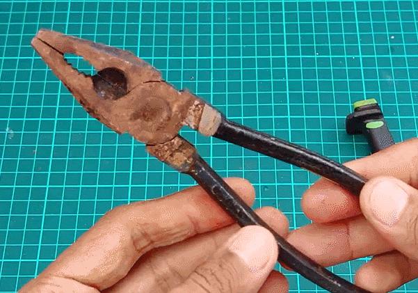 老虎钳子绝缘皮坏了怎么办,老虎钳子坏了怎么处理