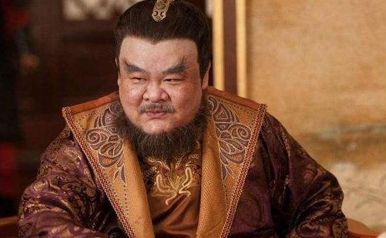 杨贵妃与安禄山互生情愫，怕被发现无意发明一物，至今仍是流行