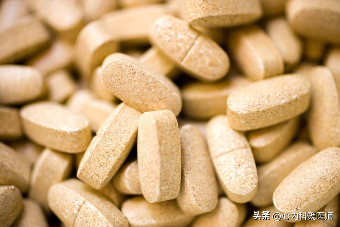 吃各种维生素对肝肾有伤害吗,维生素吃时间久了会造成肝损伤吗