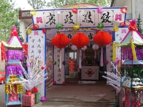 丧事回礼送毛巾有讲究吗,丧事送礼金有什么讲究