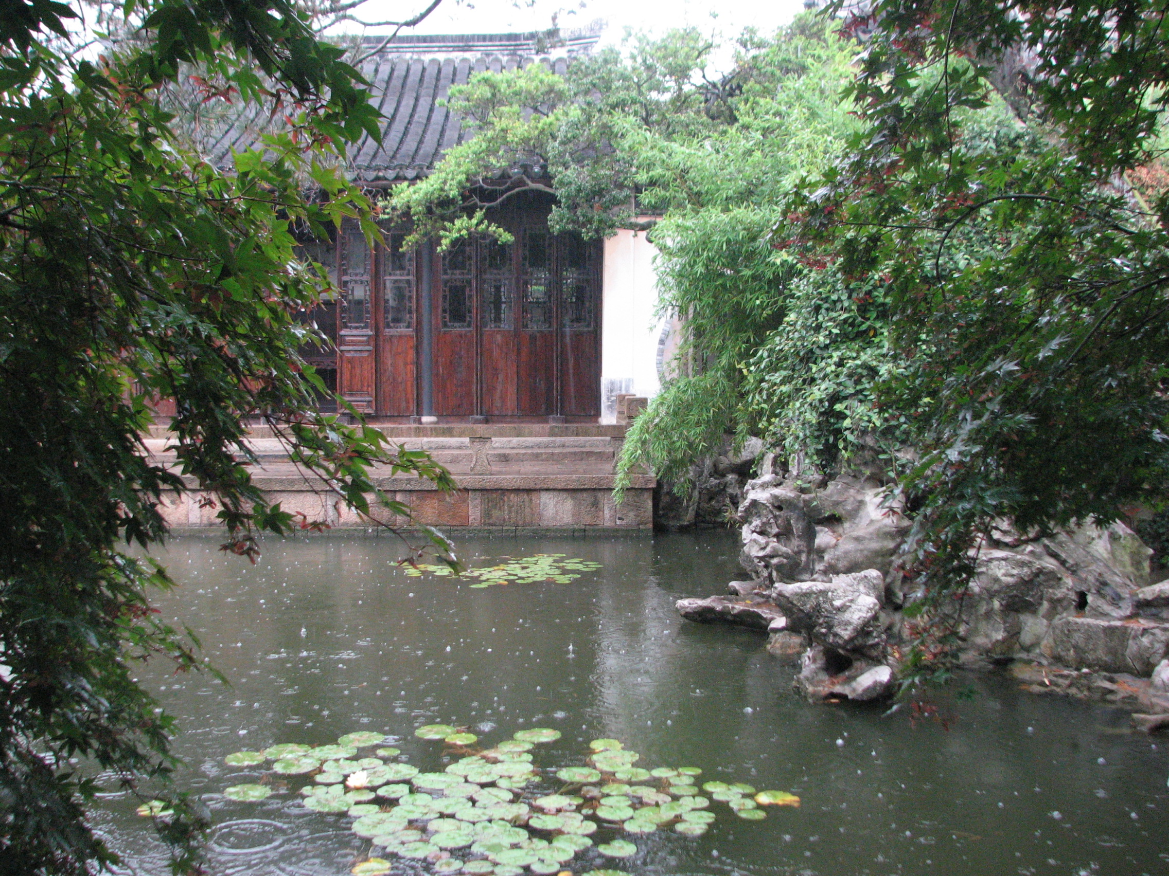 杭州风景的浪漫和苏锡的内敛