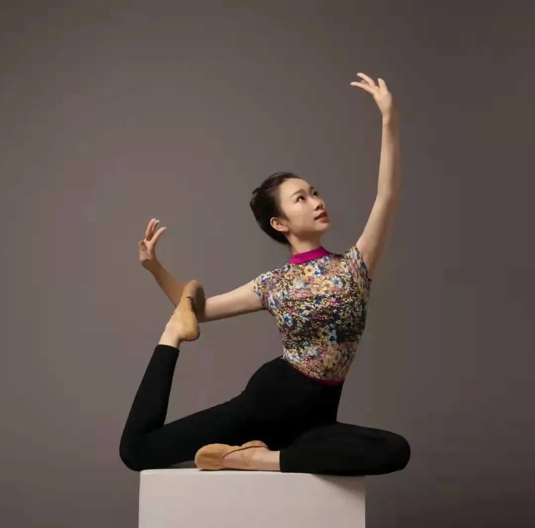 带你走进黄冈中学,黄冈中学参观视频