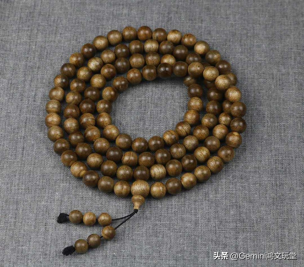 戴手套盘手串能包浆吗,手套能盘出包浆吗