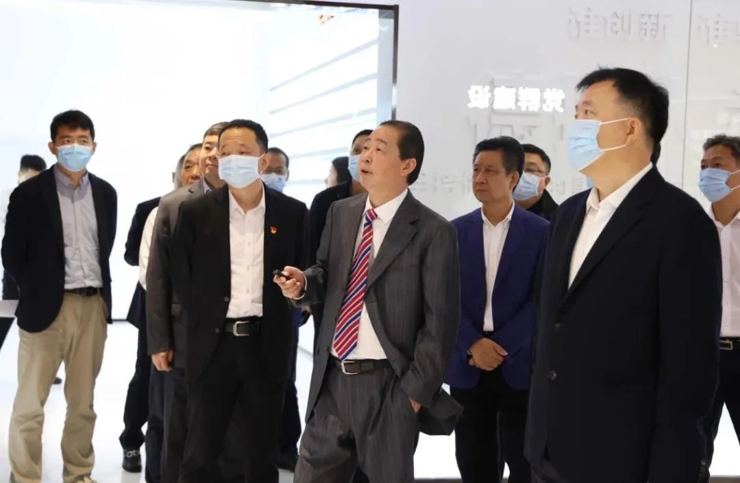 75亿身家知名温商短线交易小赚5万余元，连累39岁儿子被立案调查