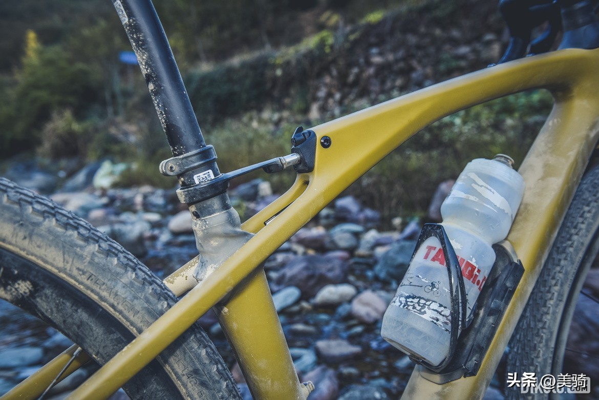 快乐重型“瓜”闪电全新DivergeSTR全地形公路车评测