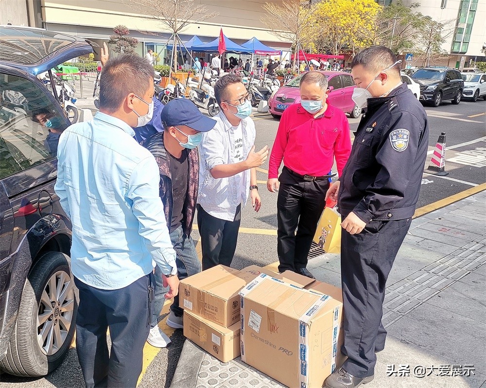 你们辛苦了众志成城共抗疫情,深圳医院抗疫一线医护